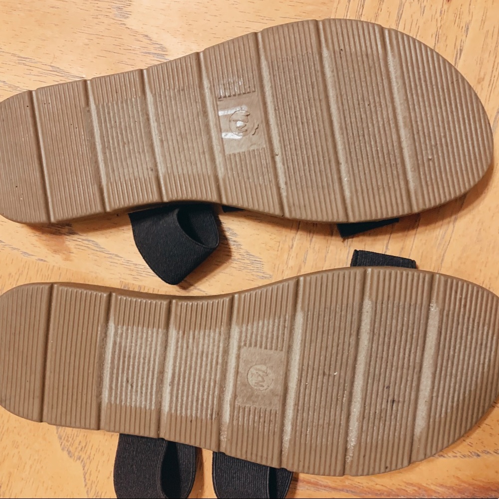 BLACK SANDALS - Picture 4 of 4